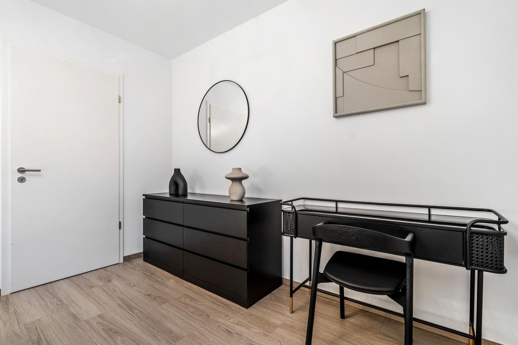 Luxurious 1-br In Gasperich, Appartement